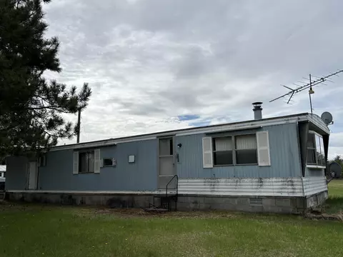 6541 Co Rd 612, Lewiston, MI 49756