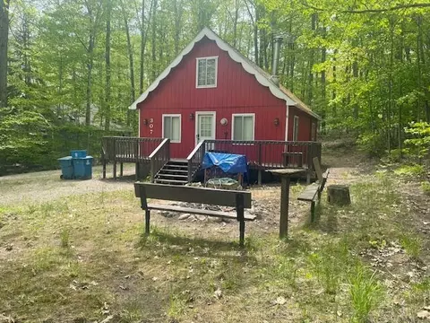 307 Kirkshire Ave, Roscommon, MI 48653