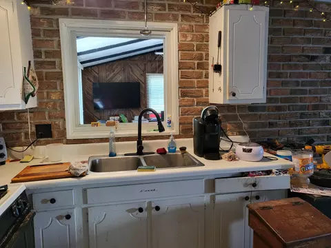 Kitchen - 108 Woodleaf Dr, Grayling, MI 49738 photo 3 of 3