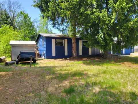 Exterior - 108 Woodleaf Dr, Grayling, MI 49738 photo 6 of 16