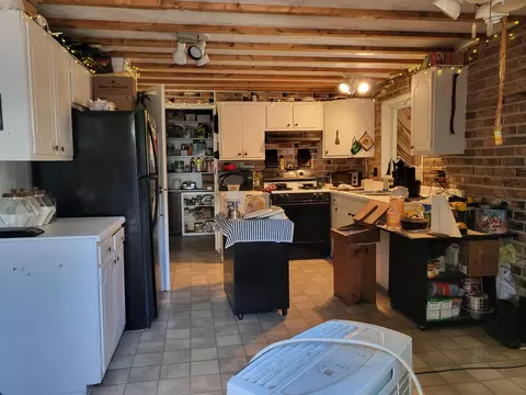 Kitchen - 108 Woodleaf Dr, Grayling, MI 49738 photo 1 of 3