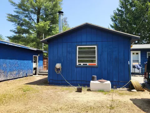 Exterior - 108 Woodleaf Dr, Grayling, MI 49738 photo 11 of 16