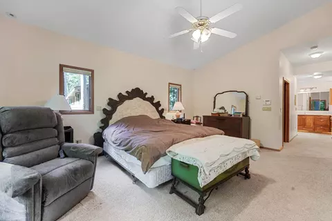 Bedroom - 117 Timber Trl, Roscommon, MI 48653 photo 2 of 8