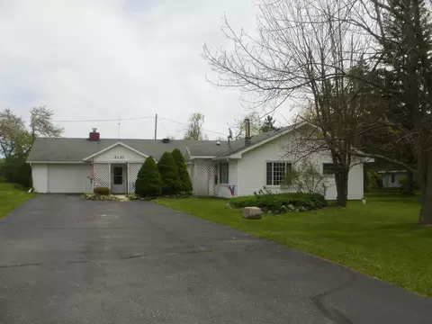 6121 M-33 Hwy, Onaway, MI 49765