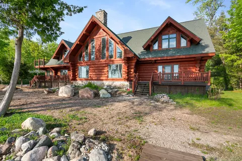 8623 Manitou Shores Trl, Levering, MI 49755