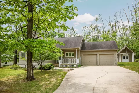 7151 Sugar Hill Cir, Gaylord, MI 49735