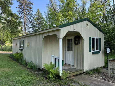 7386 Cheboygan St, Alanson, MI 49706 photo 27
