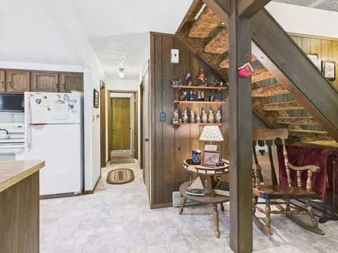 Entry Way - 10985 Sanctuary Dr, Frederic, MI 49733 photo 1 of 1