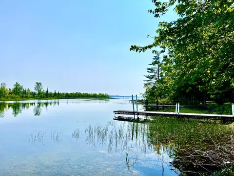 2940 Wooden Dr, Cheboygan, MI 49721
