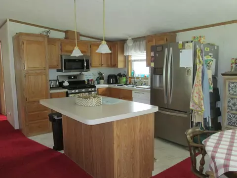 Kitchen - 5189 Pinecrest Dr, Lewiston, MI 49756 photo 2 of 5