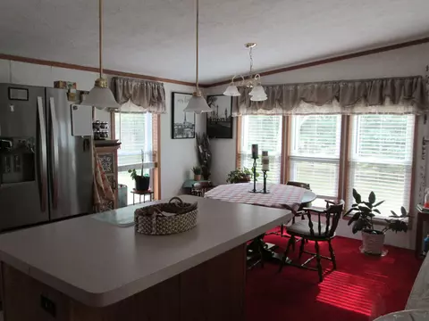 Kitchen - 5189 Pinecrest Dr, Lewiston, MI 49756 photo 3 of 5