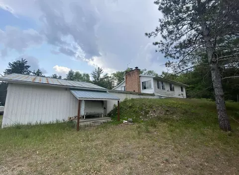 2312 Kari Dr, Luzerne, MI 48636