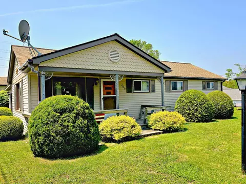 200 S 1st St, St. Ignace, MI 49781