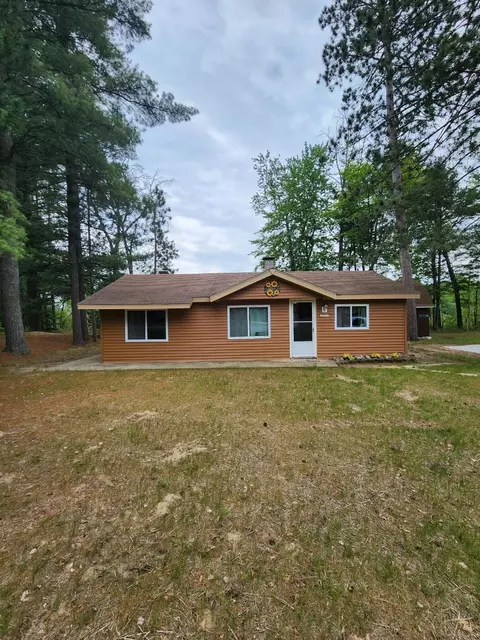 10540 Johnston Blvd, Saint Helen, MI 48656