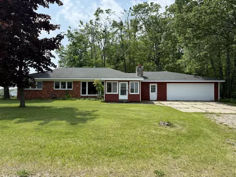5913 M-33, Cheboygan, MI 49721