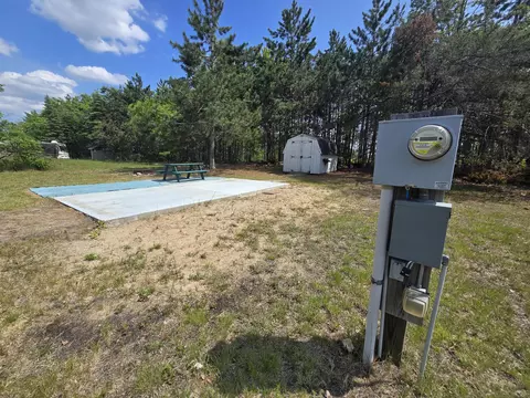 359 Reynard Dr, Mio, MI 48647
