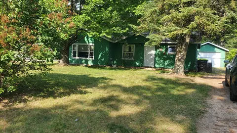 1170 Knollwood Dr, Saint Helen, MI 48656