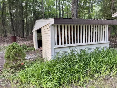 Exterior - 5200 Pine Grove Dr, Spruce, MI 48762 photo 5 of 12
