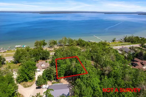 1162 Minford Rd, Topinabee, MI 49791