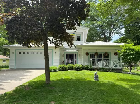Exterior - 129 Ethel Dr, Roscommon, MI 48653 photo 16 of 18