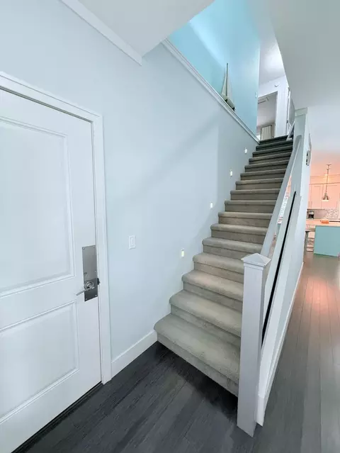 Entry Way - 129 Ethel Dr, Roscommon, MI 48653 photo 10 of 11