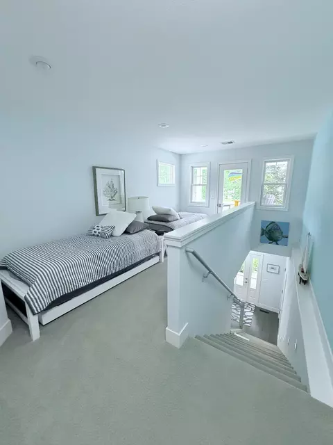Entry Way - 129 Ethel Dr, Roscommon, MI 48653 photo 4 of 11