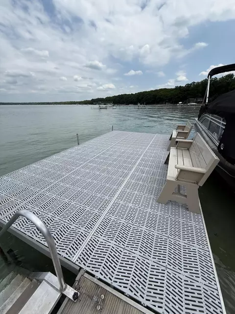 Exterior - 129 Ethel Dr, Roscommon, MI 48653 photo 17 of 18