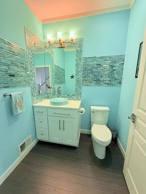 Bath - 129 Ethel Dr, Roscommon, MI 48653 photo 6 of 8