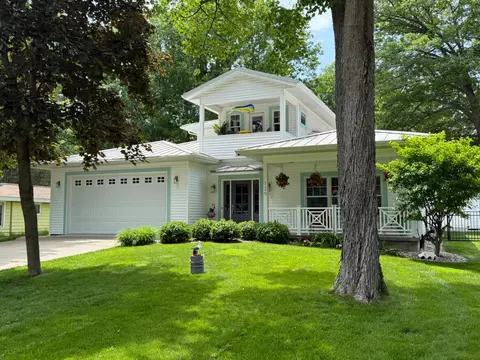 Exterior - 129 Ethel Dr, Roscommon, MI 48653 photo 2 of 18