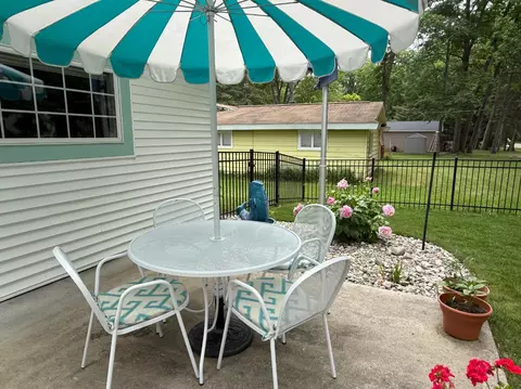 Exterior - 129 Ethel Dr, Roscommon, MI 48653 photo 9 of 18