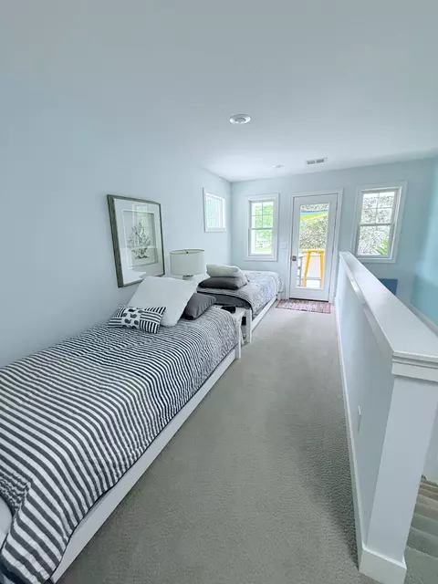 Entry Way - 129 Ethel Dr, Roscommon, MI 48653 photo 2 of 11