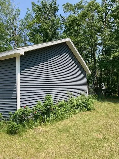 Exterior - 2966 Mitchell Dr, Cheboygan, MI 49721 photo 3 of 7