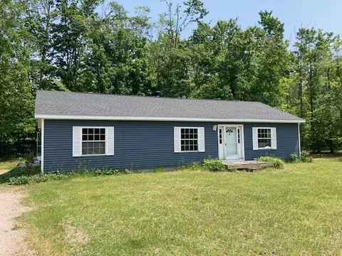 Exterior - 2966 Mitchell Dr, Cheboygan, MI 49721 photo 1 of 7