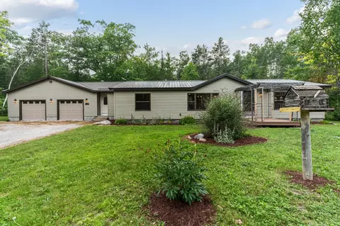 7322 E Grand Lake Rd, Presque Isle, MI 49777