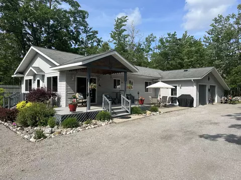 2131 Big Buck Dr, Lewiston, MI 49756