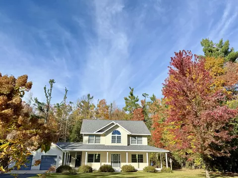 2176 Deepwoods Dr, Gaylord, MI 49735