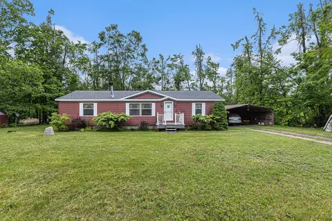 1185 Splendor Valley Trl, Johannesburg, MI 49751