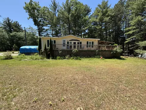 10604 Adams St, Ossineke, MI 49766