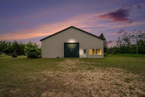 7970 Outback Ln, Gaylord, MI 49735