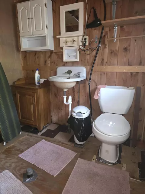 Bath - 511 Eola Rd, Harrison, MI 48625 photo 1 of 1