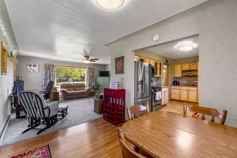 506 Seventh St, Cheboygan, MI 49721 photo 3