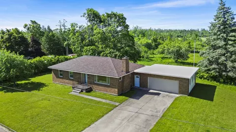 506 Seventh St, Cheboygan, MI 49721