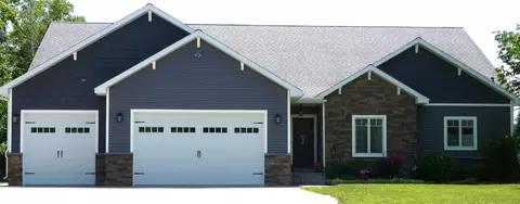 2615 Lakewood Dr, Alpena, MI 49707