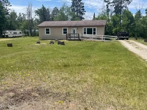 512 Wyckoff Dr, Roscommon, MI 48653 photo 1