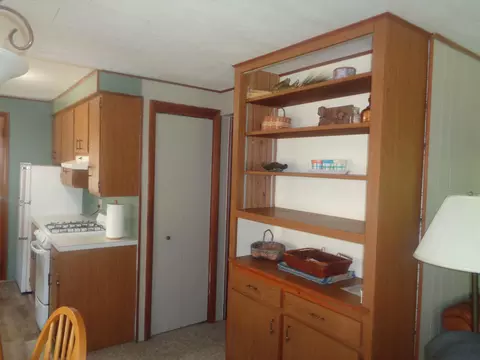 Kitchen - 205 Jackson Blvd, Roscommon, MI 48653 photo 3 of 3