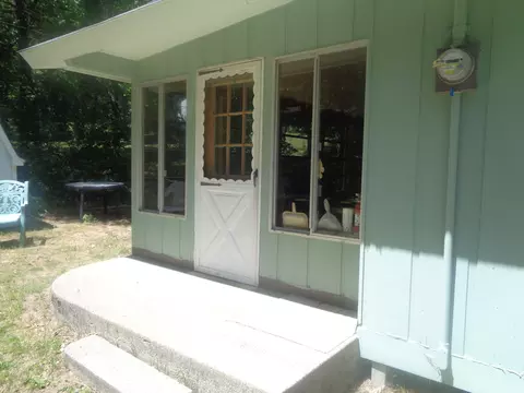 Exterior - 205 Jackson Blvd, Roscommon, MI 48653 photo 6 of 6