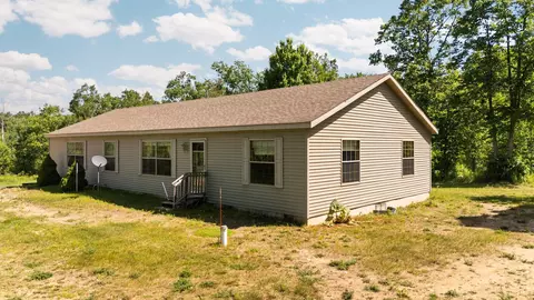 8645 Aidan Ave, Gaylord, MI 49735