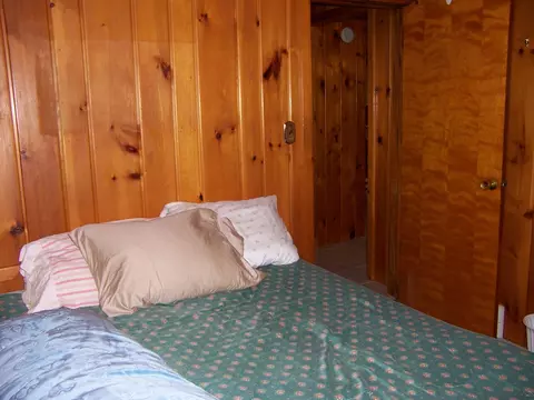 Bedroom - 409 Marvin Rd, Roscommon, MI 48653 photo 1 of 4