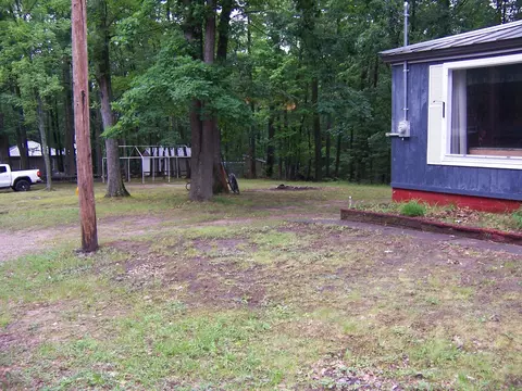 Exterior - 409 Marvin Rd, Roscommon, MI 48653 photo 4 of 9