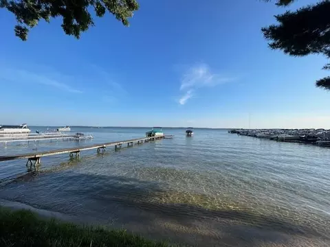 View/Area - 423 Clare Blvd, Roscommon, MI 48653 photo 1 of 3